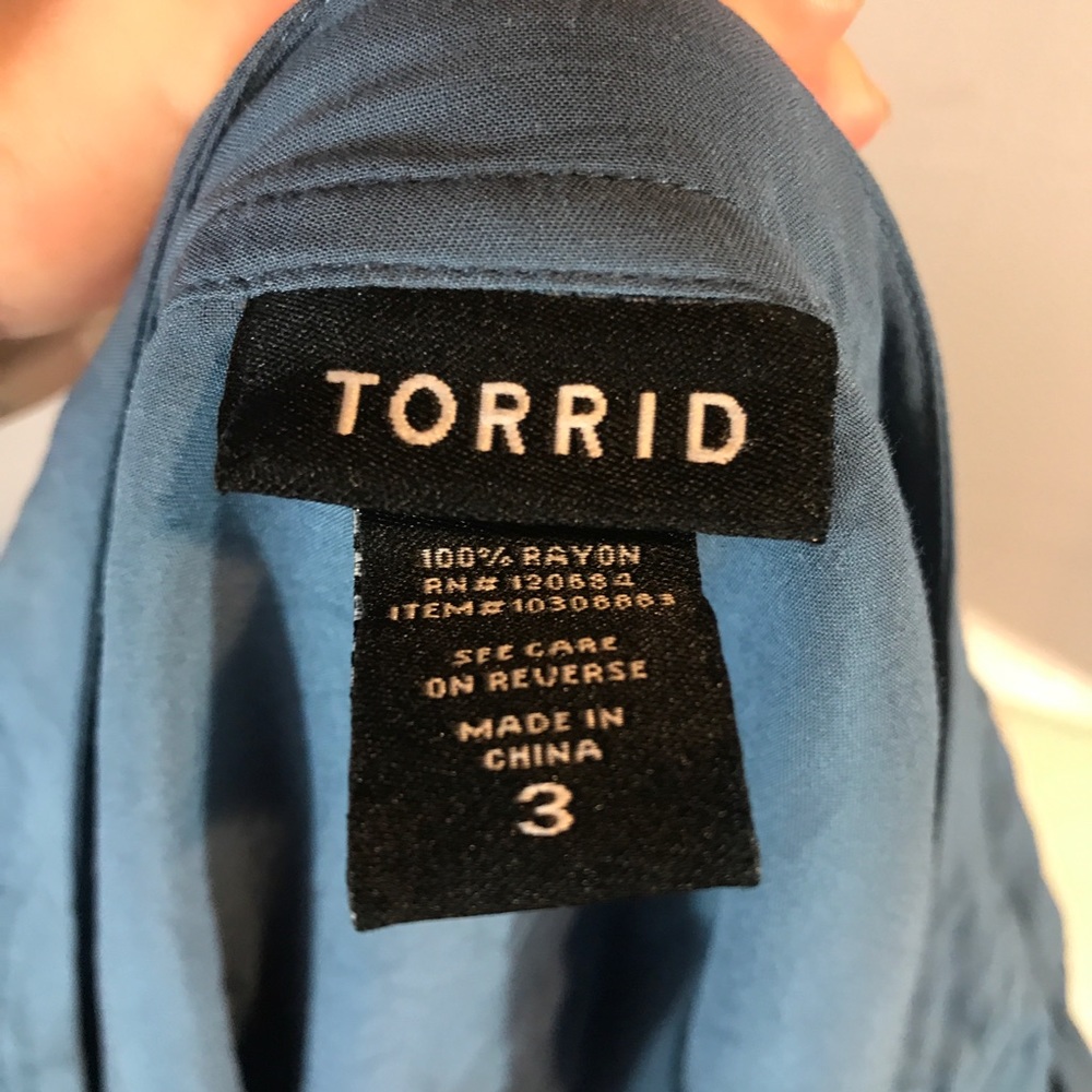 Torrid Button Down Tunic Top A0079 - image 7